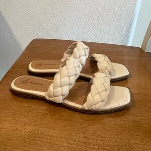 TAN BRAIDED SANDALS